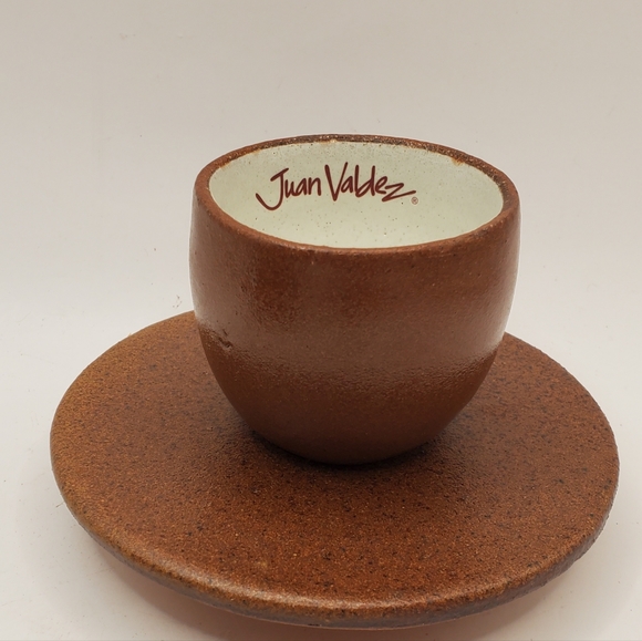 Juan Valdez Rare Handmade Pottery Espresso Cups And Saucers Set of 2 Brown Beige - Picture 10 of 16